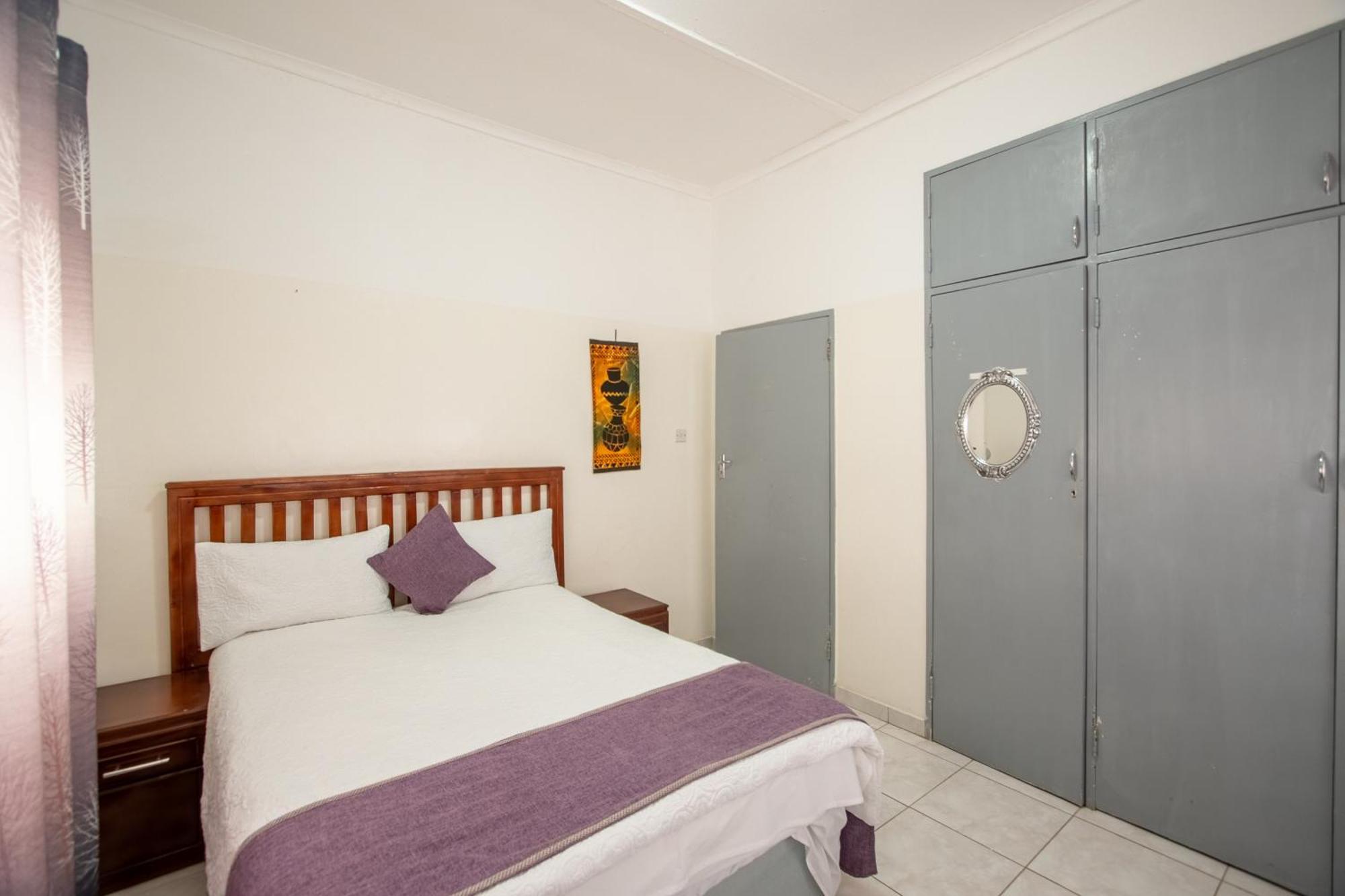 Wood Road Guest Lodge Victoria Falls Extérieur photo